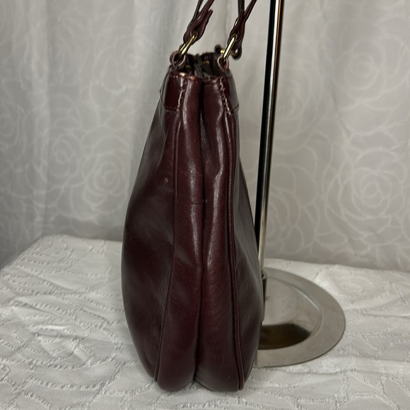 CONTESSA Vintage burgundy genuine leather shoulder handbag. Made in Hong Kong. - Picture 7 of 13